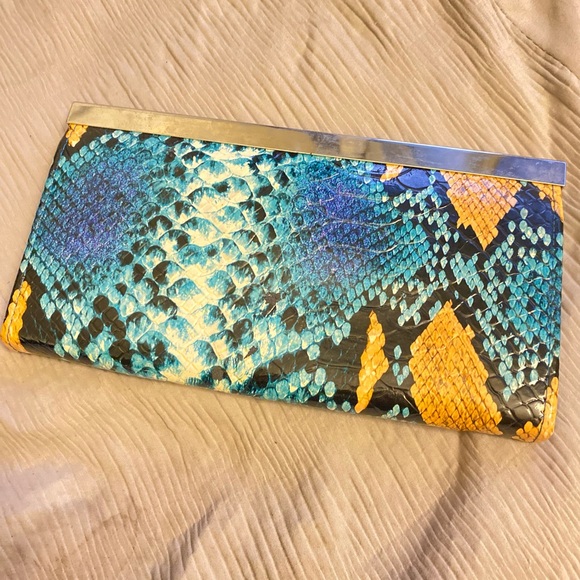 Snakeskin colored wallet - Picture 4 of 9